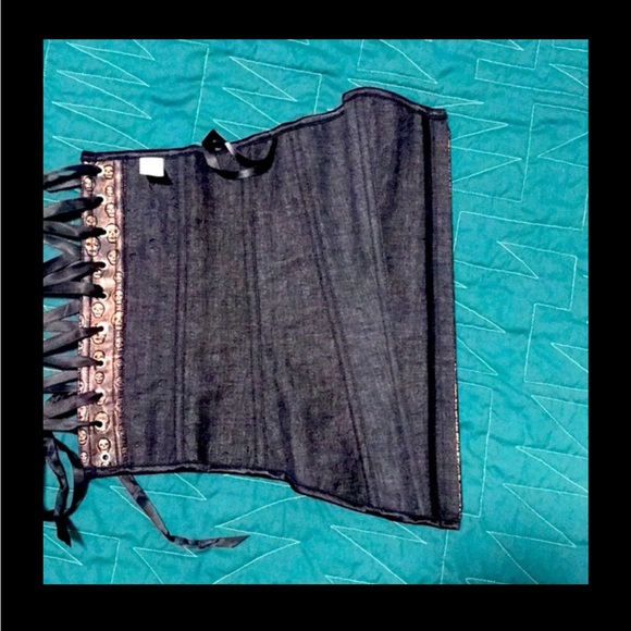 NWT | Corset | Skulls | Bronze & Black | Woman’s Size Small - Picture 3 of 9
